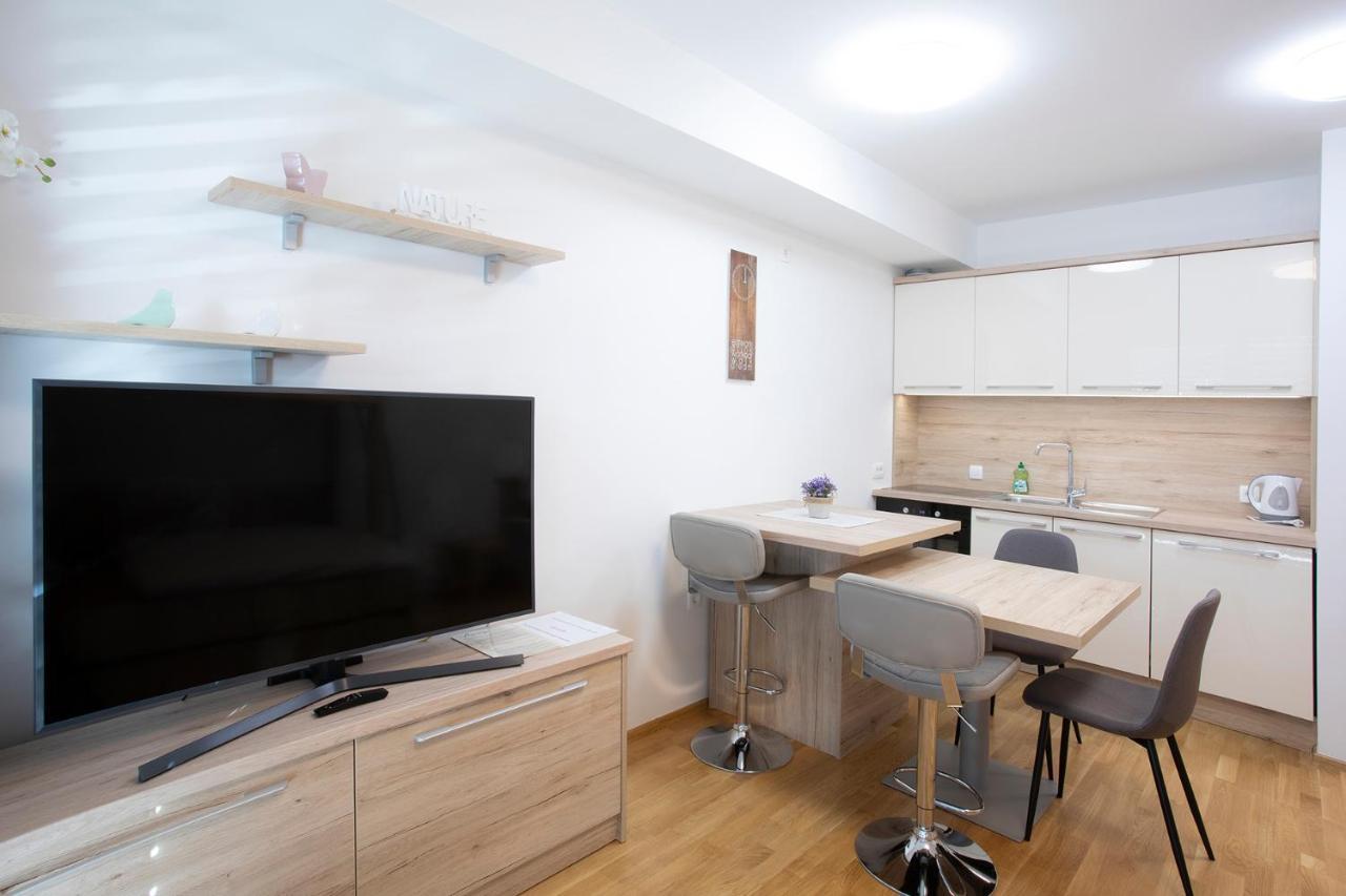 Studio Novak Bled Apartment Bagian luar foto