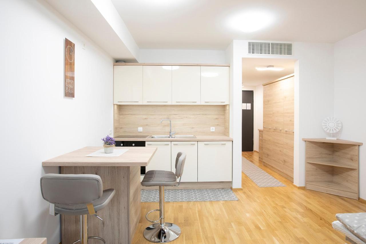 Studio Novak Bled Apartment Bagian luar foto